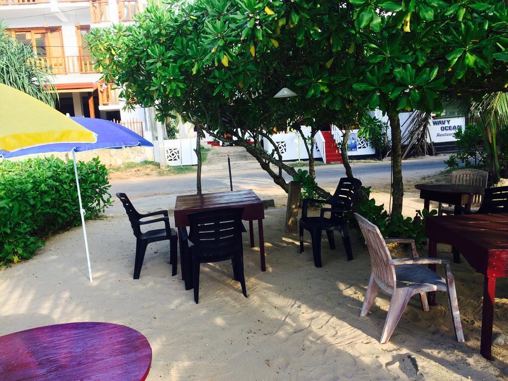 Sea Side Guest House タンガラ エクステリア 写真